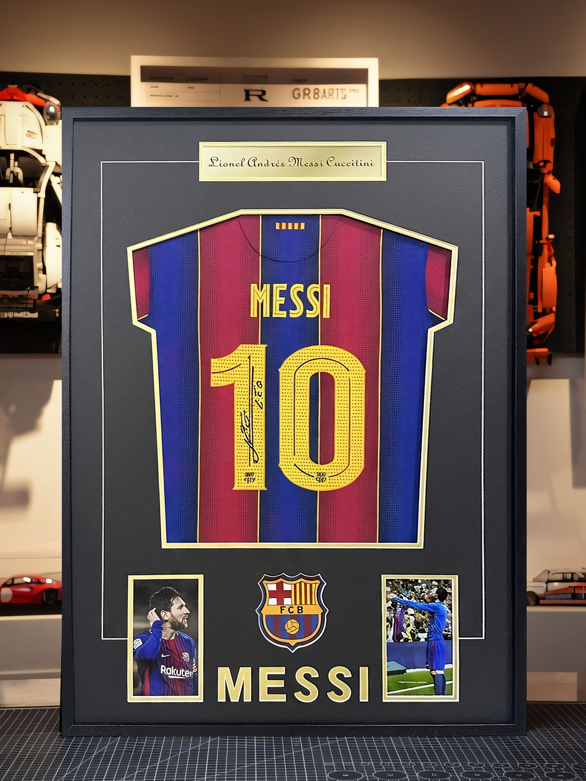 MESSI COLLECTOR'S EDITION FRAMED JERSEY — 70 × 100 CM