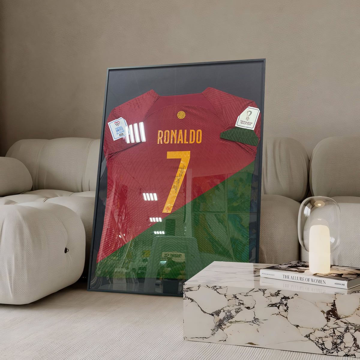 Ronaldo Portugal CLASSIC FRAMED JERSEY — 60 × 90 CM